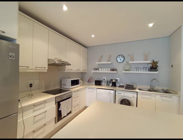 3 BEDROOM APARTMENT RENTED IN UMHLANGA CENTRAL